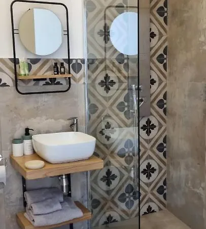 Palazzo Donna Chicchi ガラトーネ